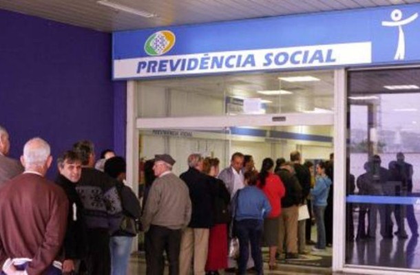 Centrais sindicais entregam carta sobre reforma da previdência aos ministros da Casa Civil e do Trabalho