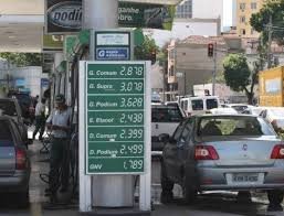 Agravamento da crise econômico acende alerta no setor de combustíveis