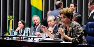 Senado aprova impeachment, Dilma perde mandato e Temer assume Presidente afastada perdeu mandato por 61 votos favoráveis e 20 contrários. Senadores rejeitaram pena de inabilitação da petista para funções públicas