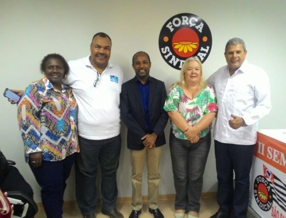 Pautas de reivindicações dos sindicatos devem incluir necessidades dos trabalhadores negros