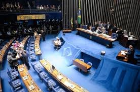Senado aprova reajuste para policiais federais