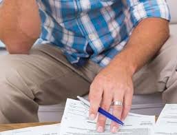 Total de famílias endividadas cai para menor patamar desde junho de 2010