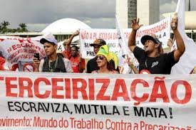 Terceirização não prejudica quem tem ação trabalhista