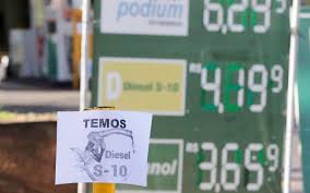 Petrobras anuncia aumento de R$ 0,10 por litro no diesel